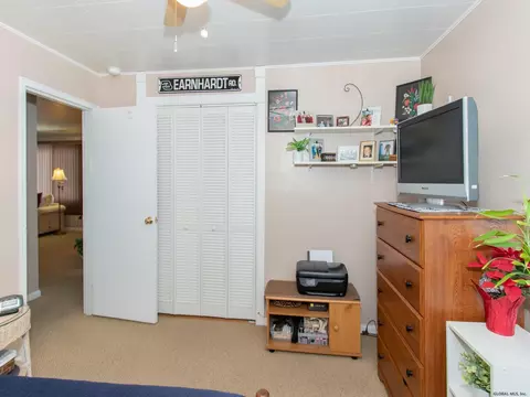 2576 Putnam St, Schenectady, NY 12304 photo 32