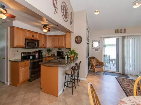 2576 Putnam St, Schenectady, NY 12304 photo 15