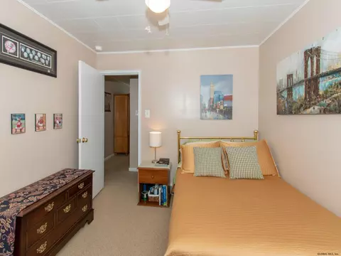 2576 Putnam St, Schenectady, NY 12304 photo 29