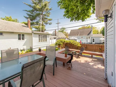 2576 Putnam St, Schenectady, NY 12304 photo 52