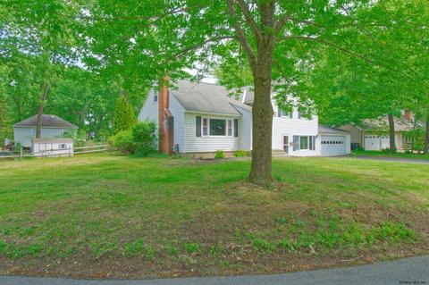 133 Birch La, Schenectady, NY 12302 photo 2