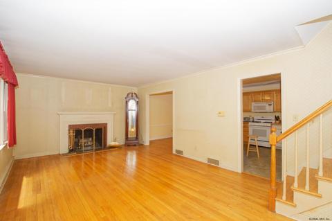 133 Birch La, Schenectady, NY 12302 photo 12