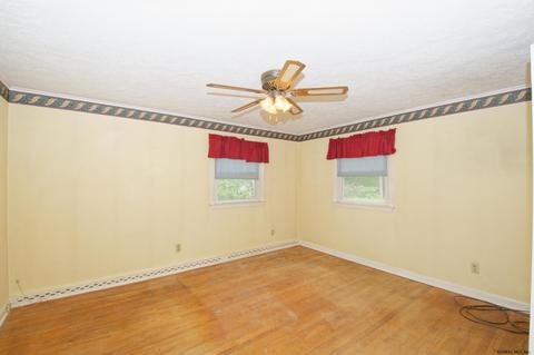 133 Birch La, Schenectady, NY 12302 photo 32