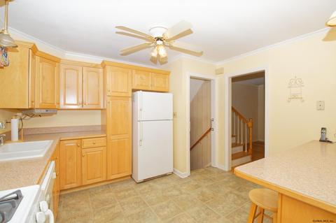 133 Birch La, Schenectady, NY 12302 photo 23