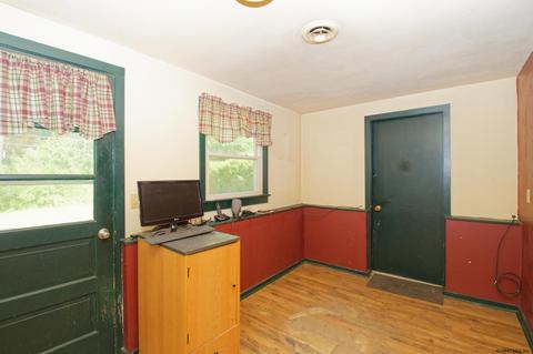 133 Birch La, Schenectady, NY 12302 photo 46