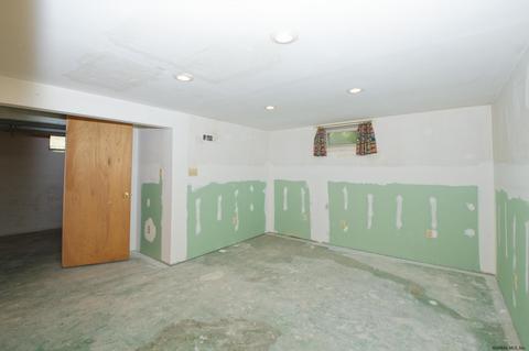 133 Birch La, Schenectady, NY 12302 photo 54