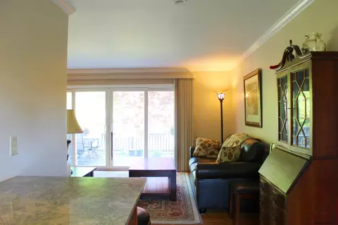 535 Dawson Rd, Delmar, NY 12054 photo 9