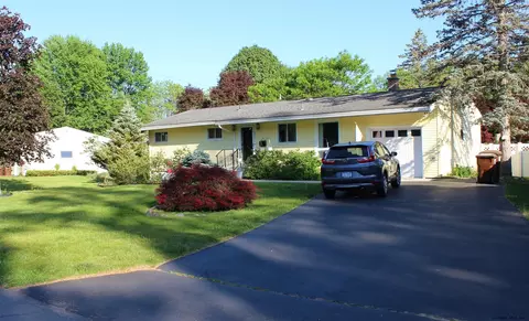 535 Dawson Rd, Delmar, NY 12054 photo 2