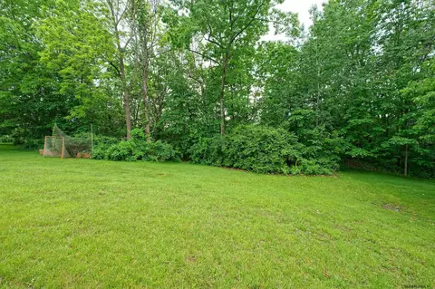 6 Brinker Cir, Glenmont, NY 12077 photo 41