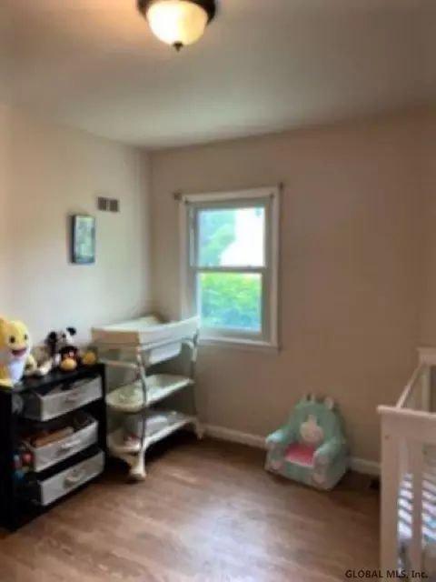 403 Robinson St, Schenectady, NY 12304 photo 12