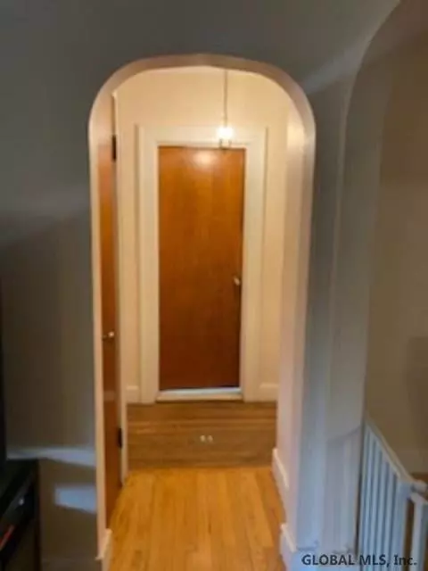 403 Robinson St, Schenectady, NY 12304 photo 21