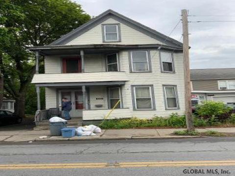 809 Eastern Ave, Schenectady, NY 12308 photo 1