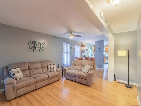 714 Draper Ave, Schenectady, NY 12306 photo 8