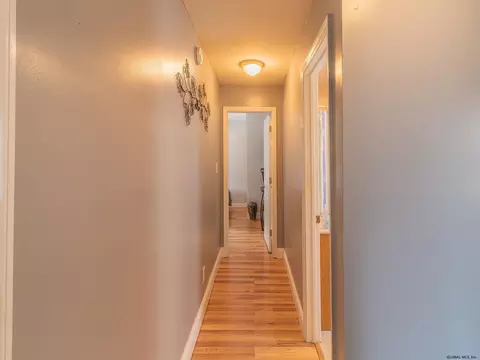 714 Draper Ave, Schenectady, NY 12306 photo 27