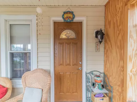 714 Draper Ave, Schenectady, NY 12306 photo 6