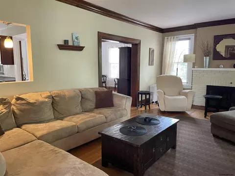 873 Wright Ave, Schenectady, NY 12309 photo 4
