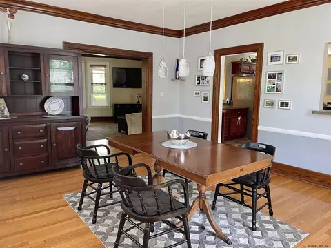 873 Wright Ave, Schenectady, NY 12309 photo 10