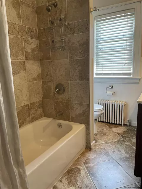 873 Wright Ave, Schenectady, NY 12309 photo 25