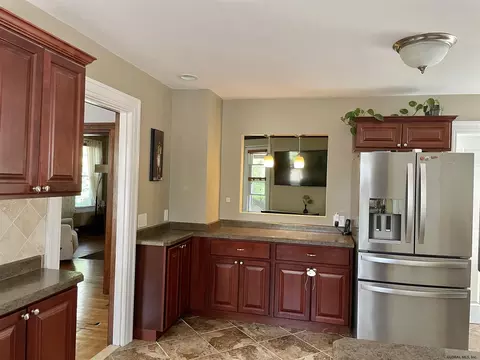 873 Wright Ave, Schenectady, NY 12309 photo 14