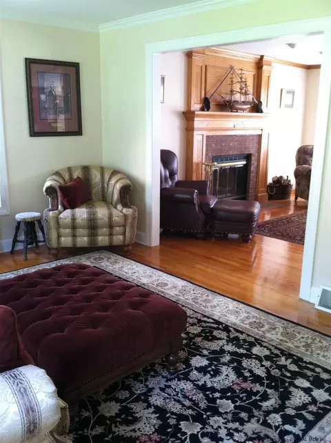 3283 E Lydius St, Schenectady, NY 12303 photo 6