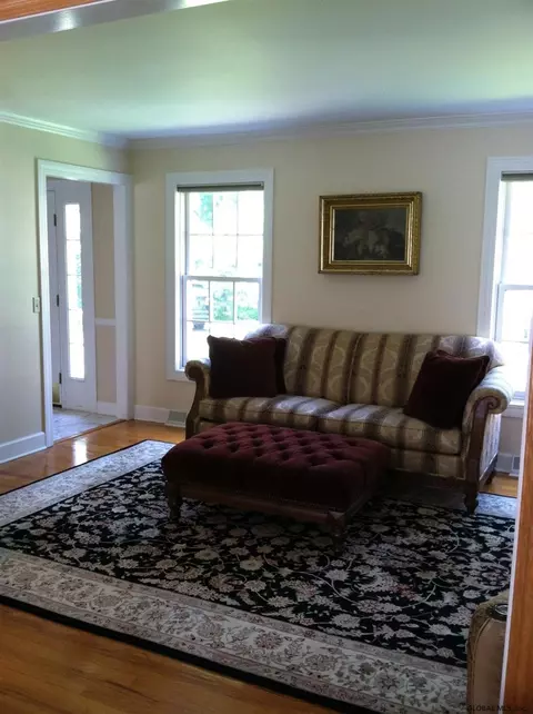 3283 E Lydius St, Schenectady, NY 12303 photo 5