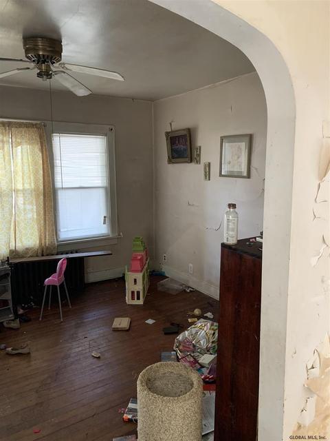 656 Sunset St, Schenectady, NY 12303 photo 7