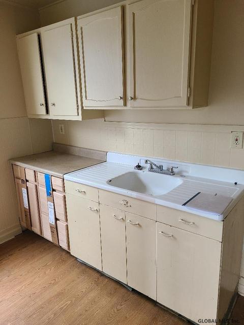 812 State St, Schenectady, NY 12307 photo 8