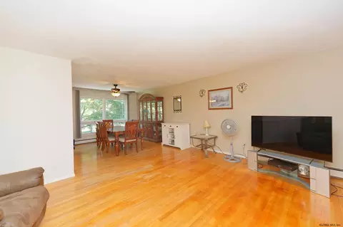 3108 E Old State Rd, Schenectady, NY 12303 photo 9