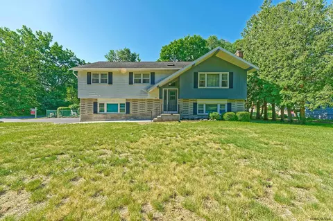 3108 E Old State Rd, Schenectady, NY 12303 photo 2