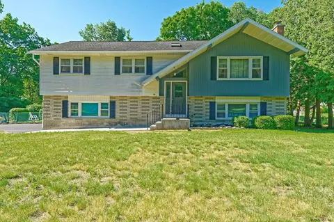 3108 E Old State Rd, Schenectady, NY 12303 photo 1