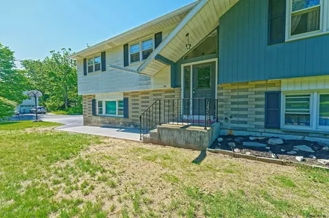 3108 E Old State Rd, Schenectady, NY 12303 photo 6