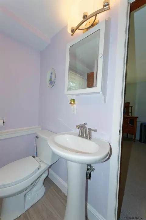 3108 E Old State Rd, Schenectady, NY 12303 photo 29