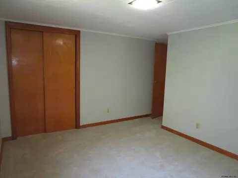 343 E Campbell Rd, Schenectady, NY 12303 photo 29