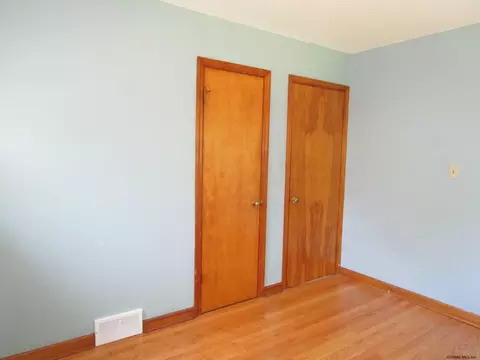 343 E Campbell Rd, Schenectady, NY 12303 photo 26