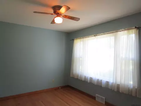 343 E Campbell Rd, Schenectady, NY 12303 photo 21