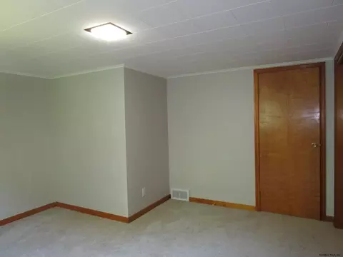 343 E Campbell Rd, Schenectady, NY 12303 photo 32
