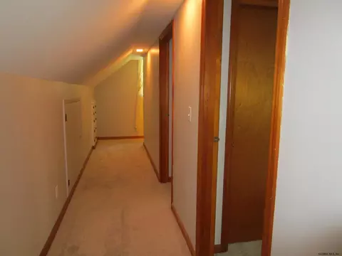 343 E Campbell Rd, Schenectady, NY 12303 photo 39