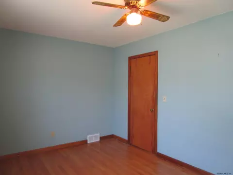 343 E Campbell Rd, Schenectady, NY 12303 photo 23