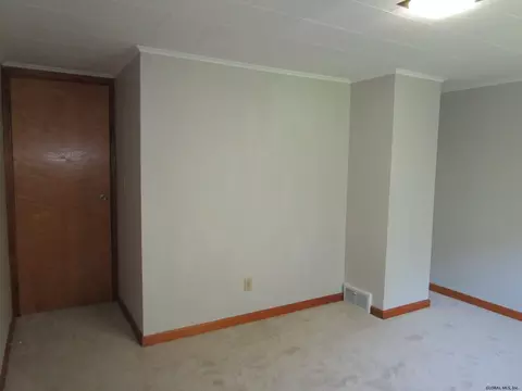 343 E Campbell Rd, Schenectady, NY 12303 photo 30