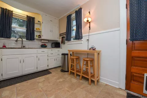 1821 Nott St, Schenectady, NY 12309 photo 13