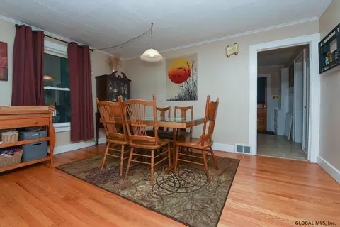 1821 Nott St, Schenectady, NY 12309 photo 9