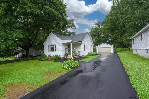 1821 Nott St, Schenectady, NY 12309 photo 1