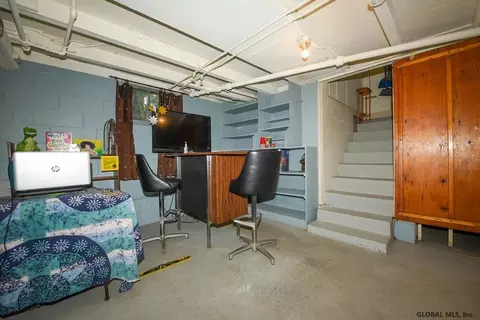 1821 Nott St, Schenectady, NY 12309 photo 18