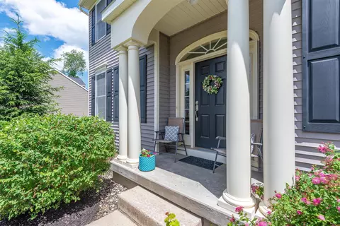 40 Chester Dr, Waterford, NY 12188 photo 4