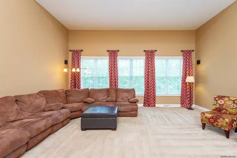 40 Chester Dr, Waterford, NY 12188 photo 16