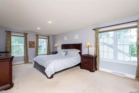 40 Chester Dr, Waterford, NY 12188 photo 21