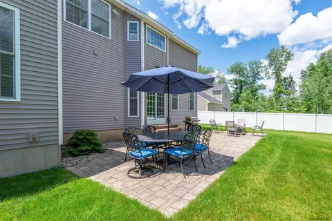 40 Chester Dr, Waterford, NY 12188 photo 6