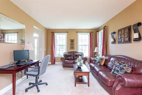 40 Chester Dr, Waterford, NY 12188 photo 11