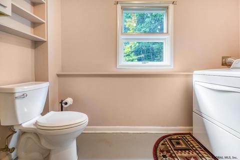 25 Pashley Rd, Schenectady, NY 12302 photo 34