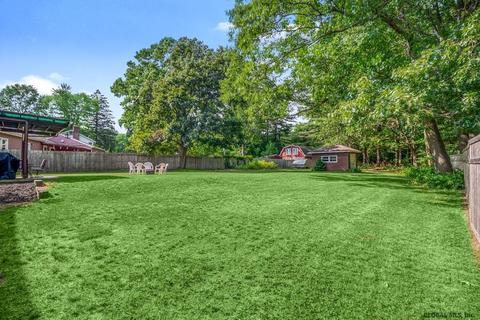 25 Pashley Rd, Schenectady, NY 12302 photo 4